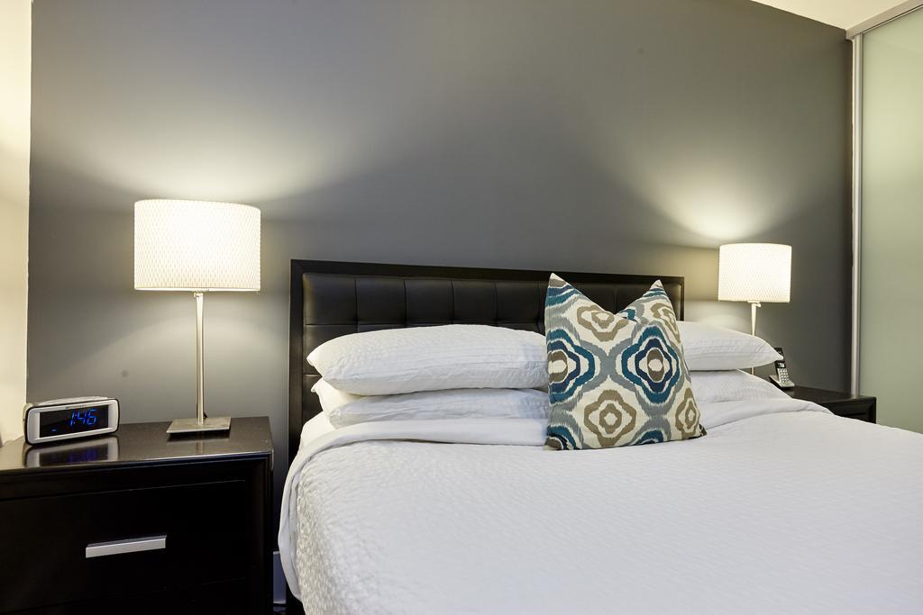Atlas Suites - Cn Tower & Convention Centre Τορόντο Δωμάτιο φωτογραφία