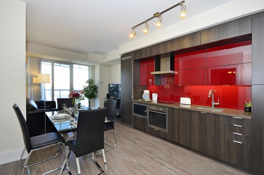 Atlas Suites - Cn Tower & Convention Centre Τορόντο Δωμάτιο φωτογραφία