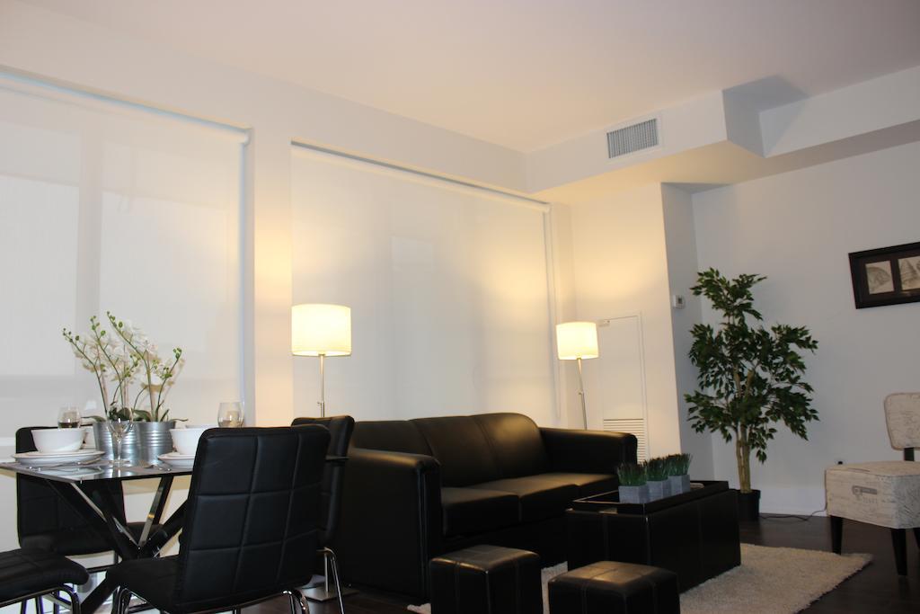 Atlas Suites - Cn Tower & Convention Centre Τορόντο Δωμάτιο φωτογραφία