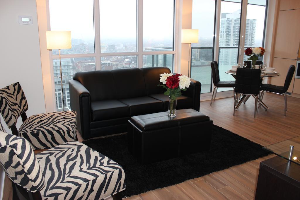 Atlas Suites - Cn Tower & Convention Centre Τορόντο Δωμάτιο φωτογραφία